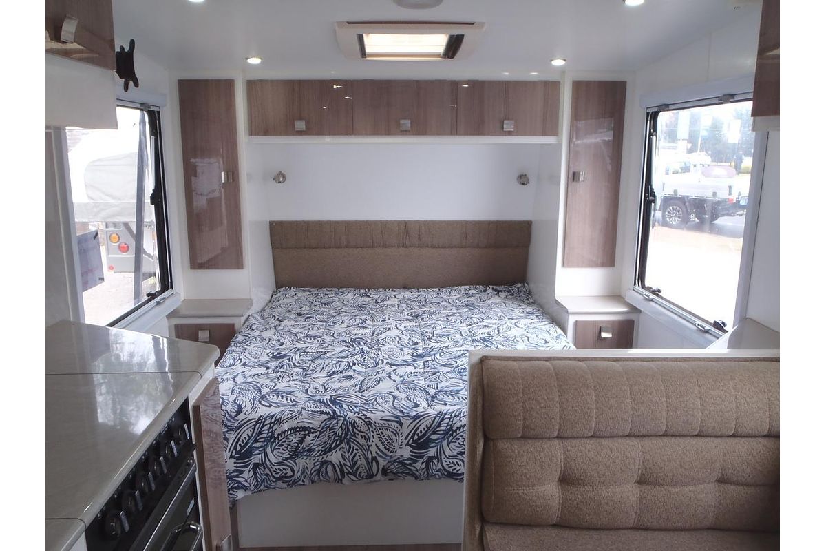 2016 Essential Caravans Grant Cruiser Series 2
