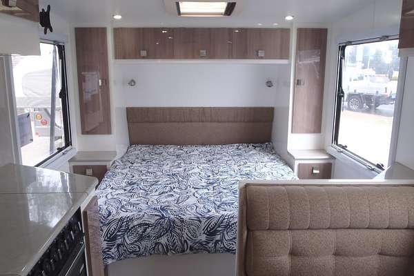 2016 Essential Caravans Grant Cruiser Series 2