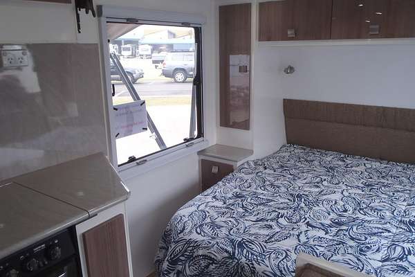 2016 Essential Caravans Grant Cruiser Series 2