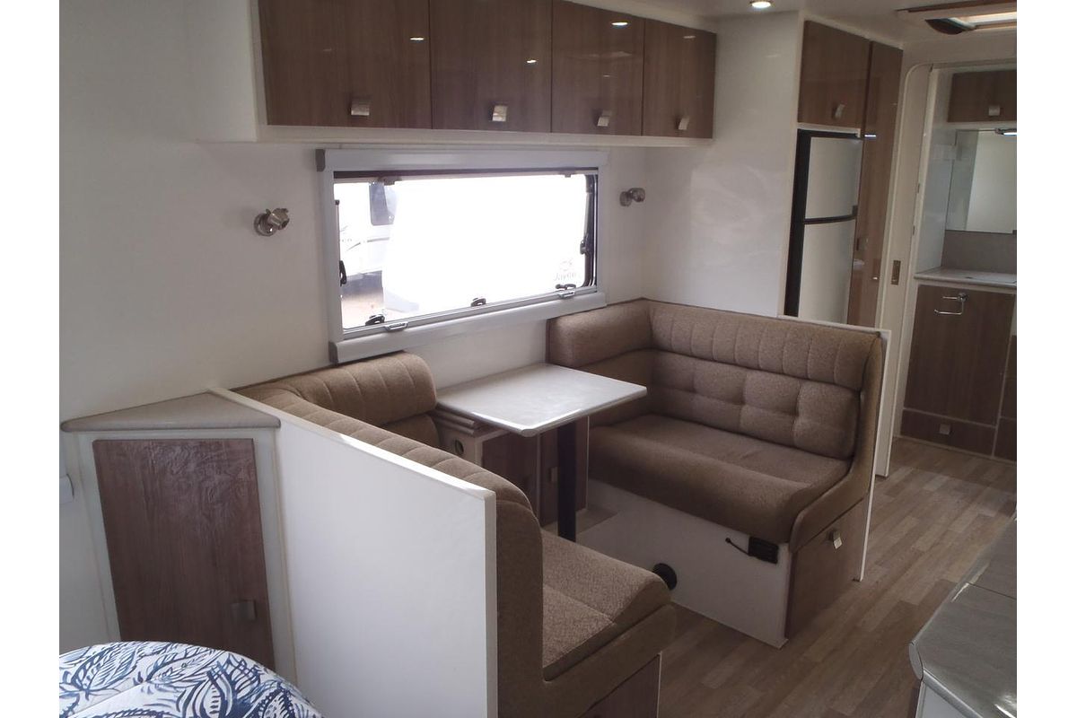 2016 Essential Caravans Grant Cruiser Series 2