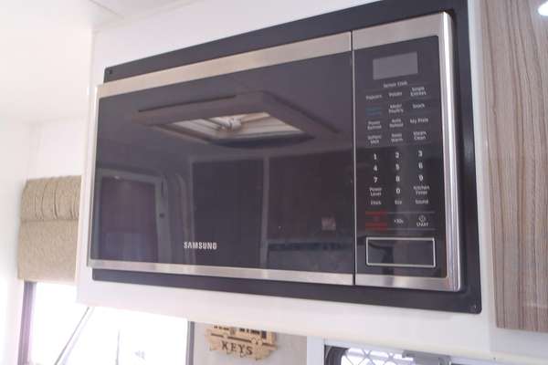 2016 Essential Caravans Grant Cruiser Series 2