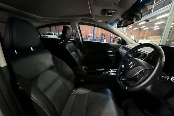 2016 Honda HR-V VTi-L