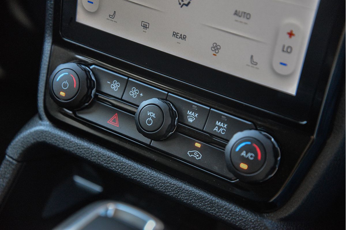 2024 Ford Everest Sport L