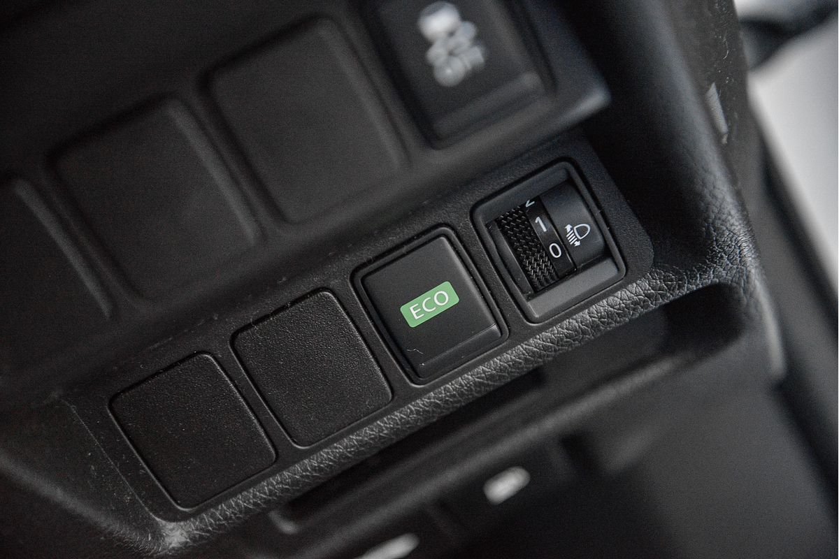 2015 Nissan X-TRAIL ST T32