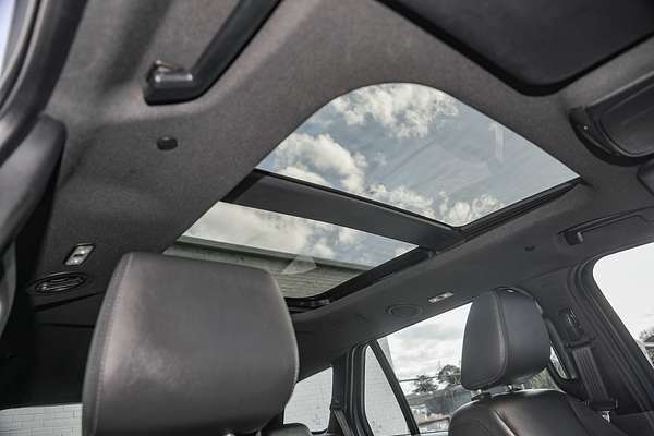 2017 Ford Everest Titanium UA L