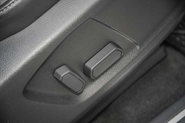 2017 Ford Everest Titanium UA L