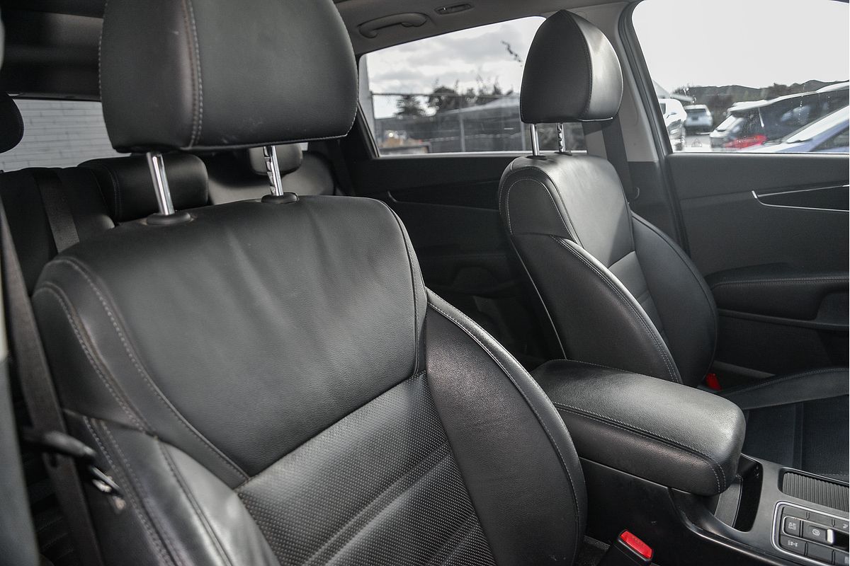 2020 Kia Sorento Black Edition UM