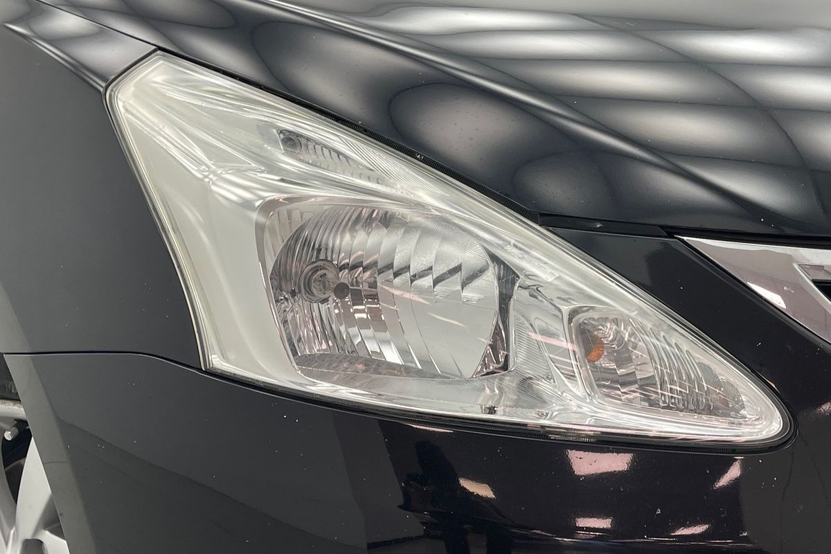 2013 Nissan Pulsar ST C12