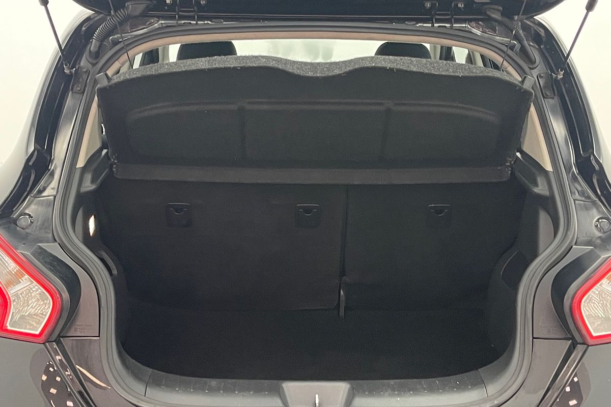 2013 Nissan Pulsar ST C12