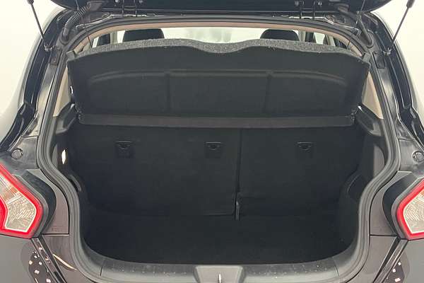 2013 Nissan Pulsar ST C12