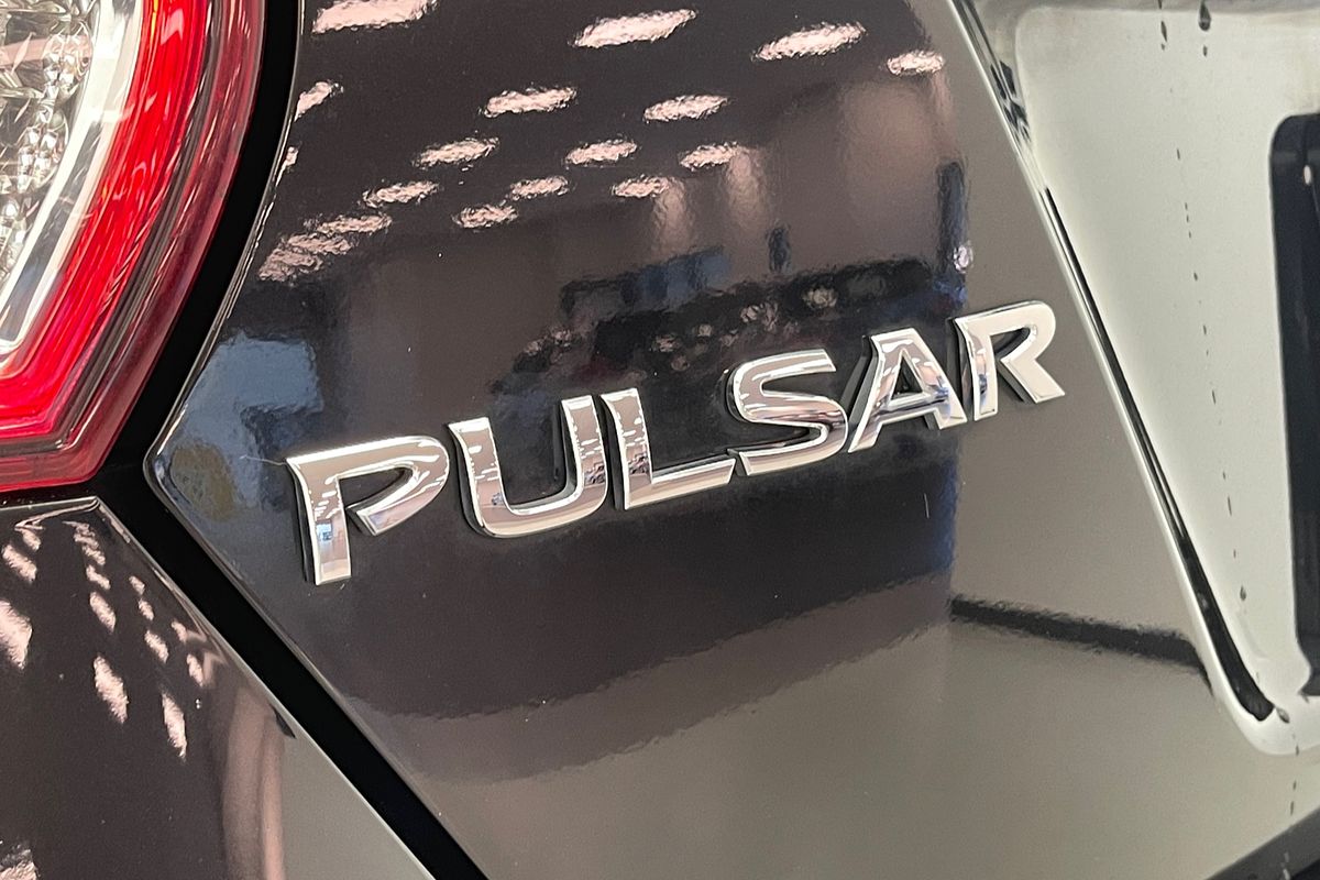 2013 Nissan Pulsar ST C12
