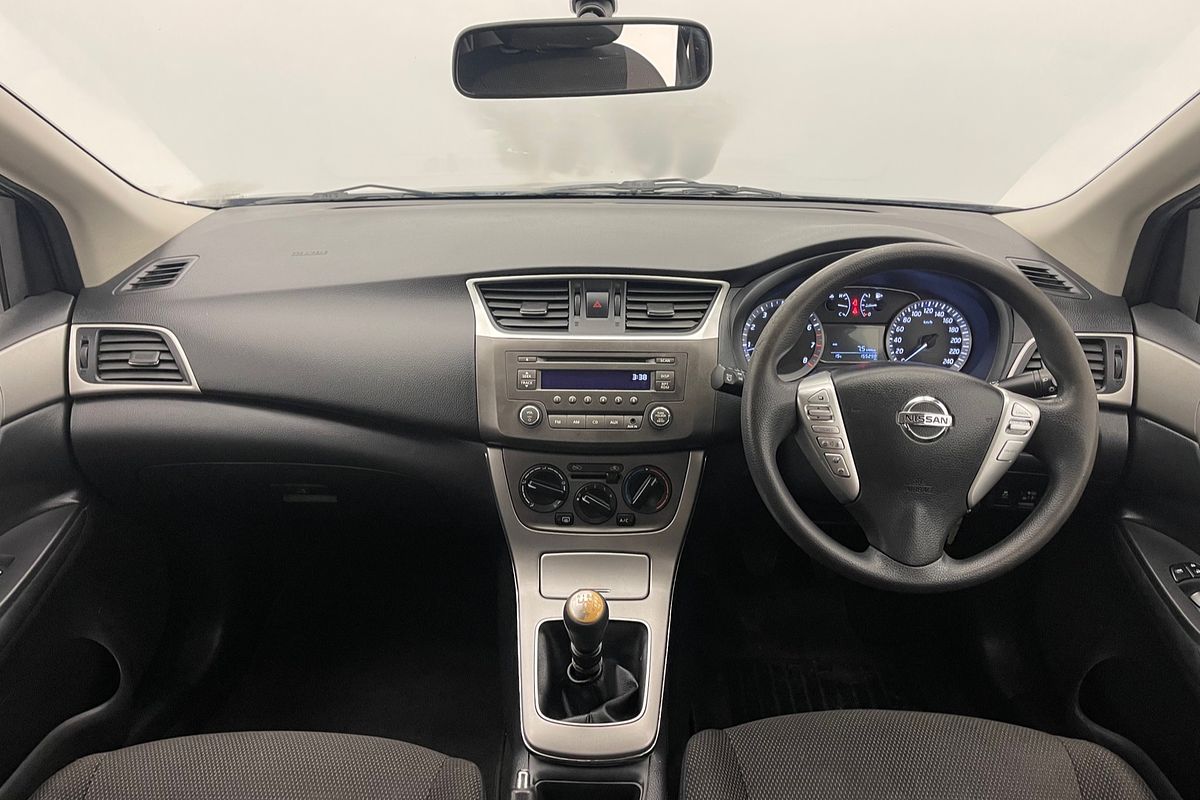2013 Nissan Pulsar ST C12