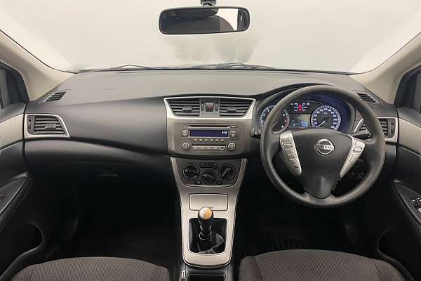 2013 Nissan Pulsar ST C12