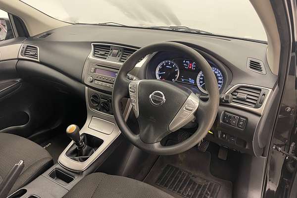 2013 Nissan Pulsar ST C12