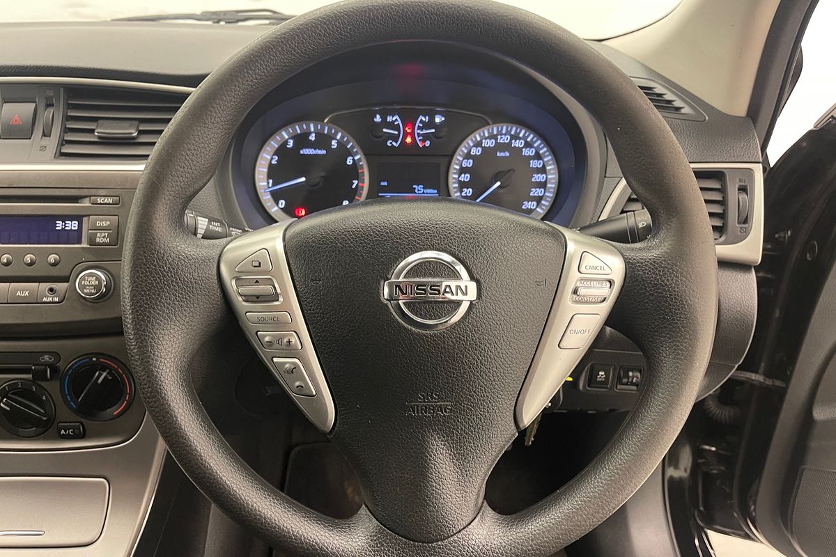 2013 Nissan Pulsar ST C12
