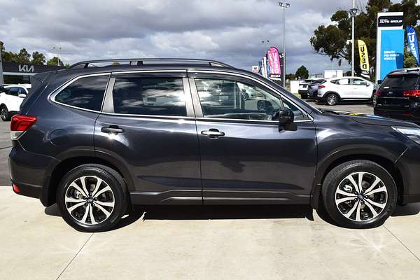 2018 Subaru Forester 2.5i Premium S5