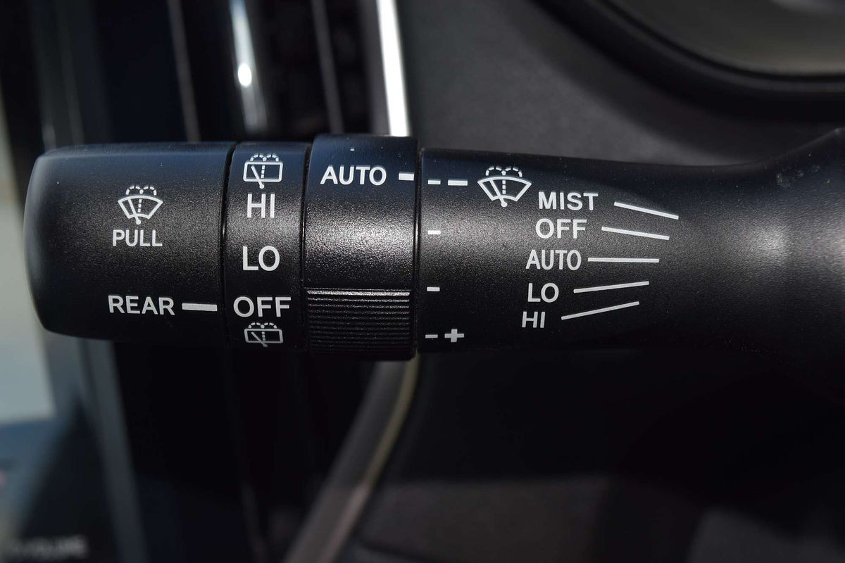 2018 Subaru Forester 2.5i Premium S5