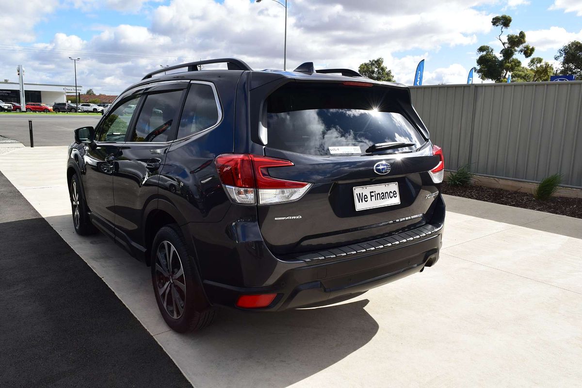 2018 Subaru Forester 2.5i Premium S5