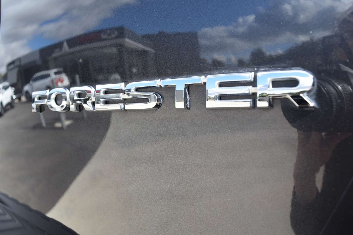 2018 Subaru Forester 2.5i Premium S5
