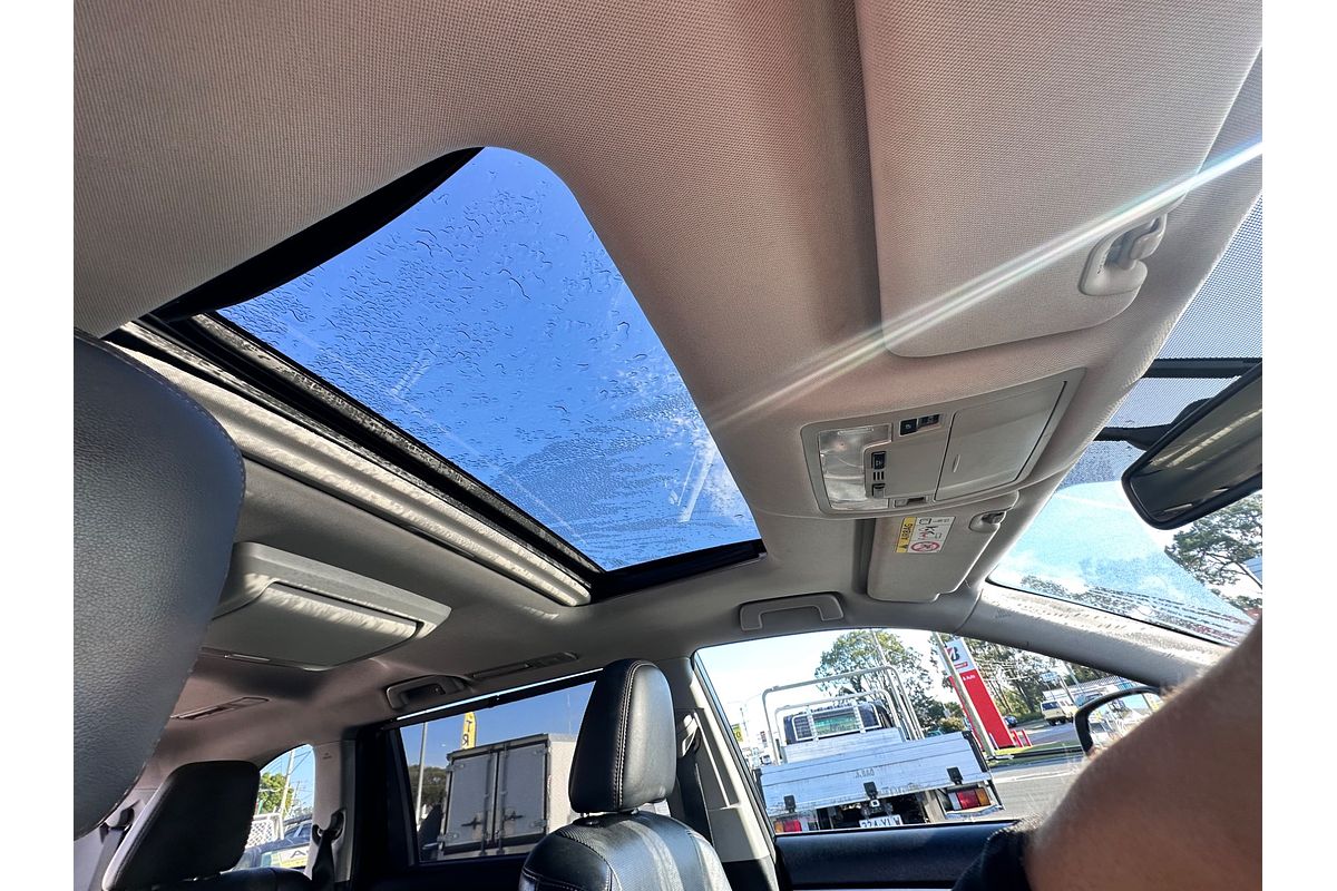 2014 Toyota KLUGER Grande GSU55R