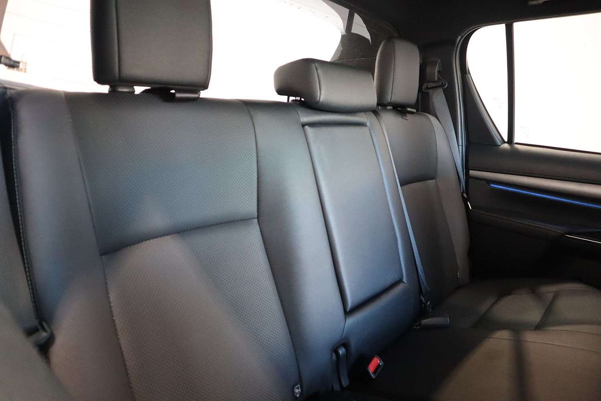 2024 Toyota Hilux Rogue 48V GUN126R 4X4