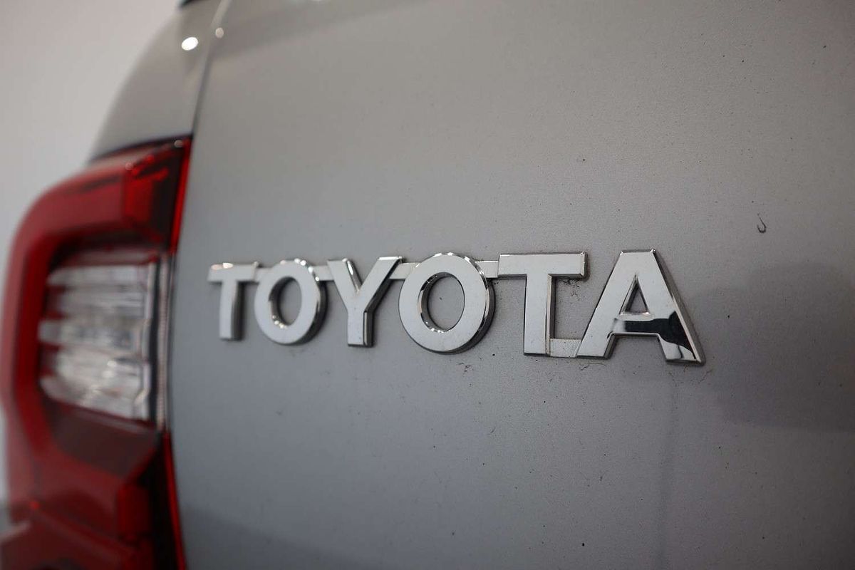 2024 Toyota Hilux Rogue 48V GUN126R 4X4