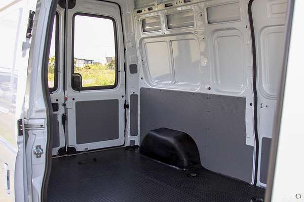 2023 LDV V80 LWB