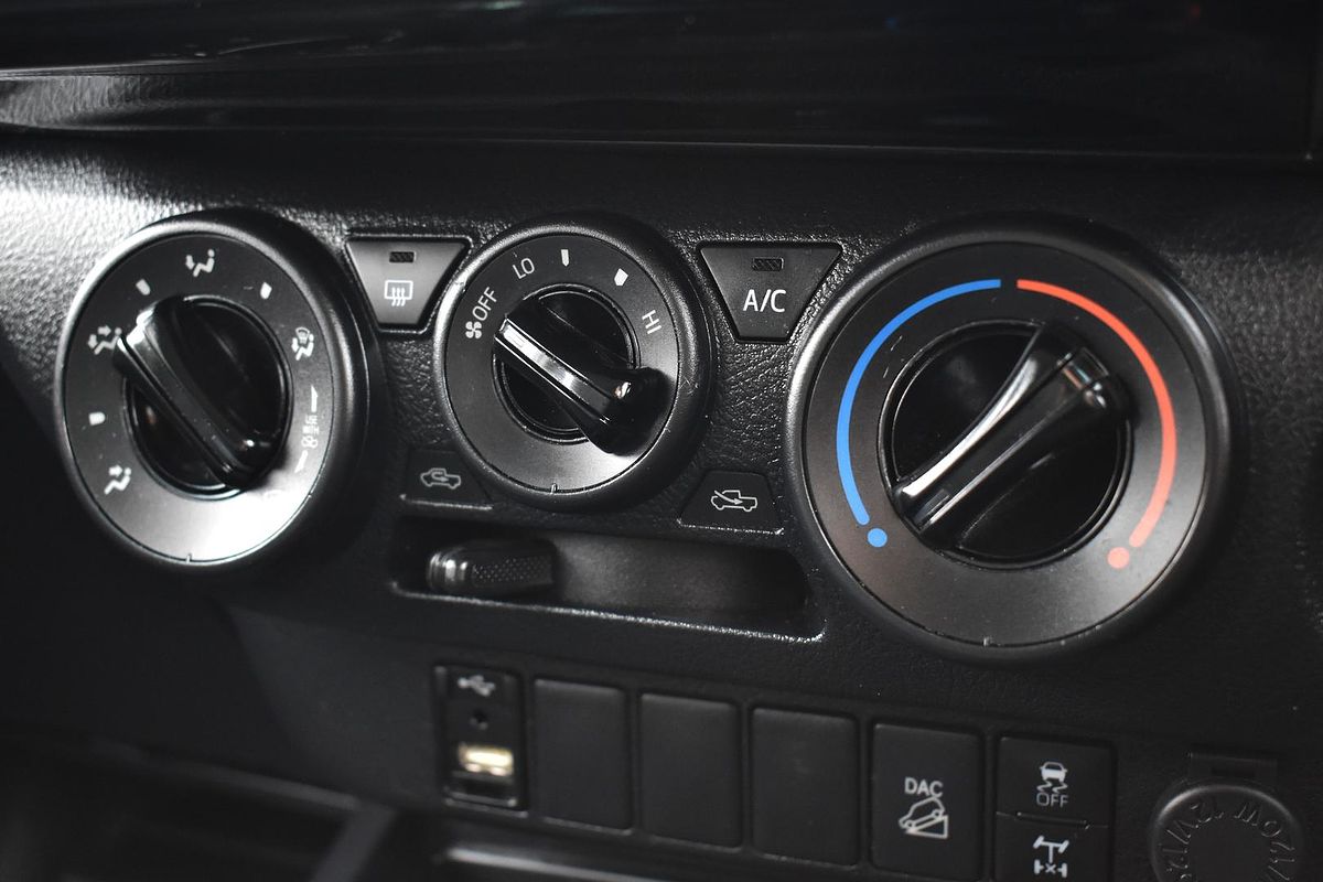 2021 Toyota Hilux SR GUN126R 4X4