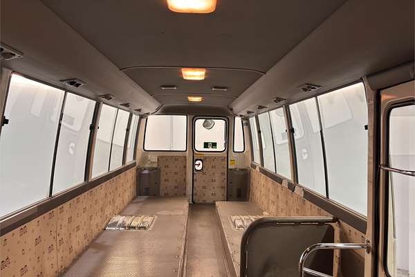 2008 Toyota COASTER