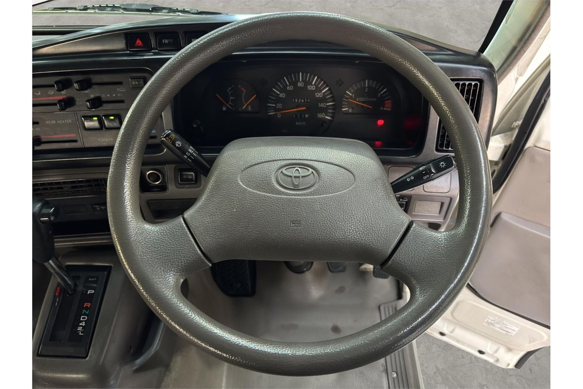 2008 Toyota COASTER