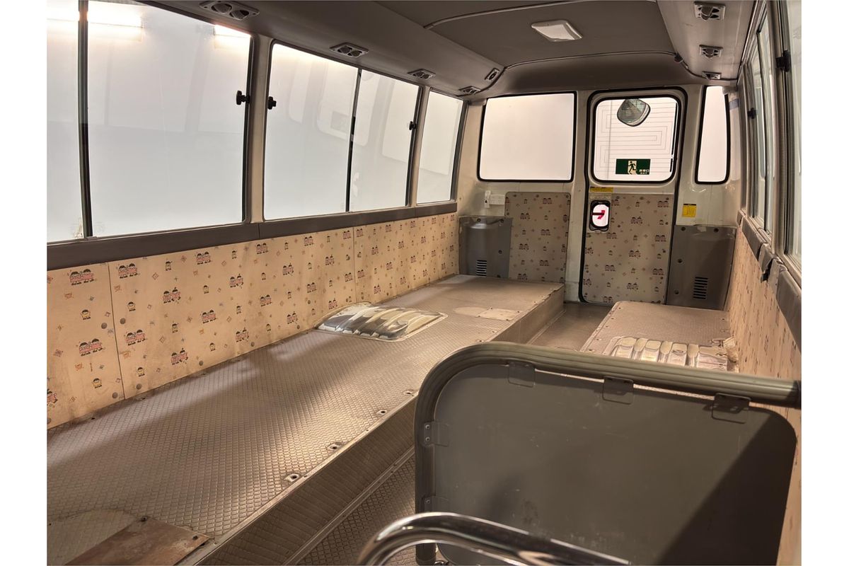 2008 Toyota COASTER