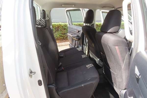 2019 Toyota Hilux SR GUN126R 4X4