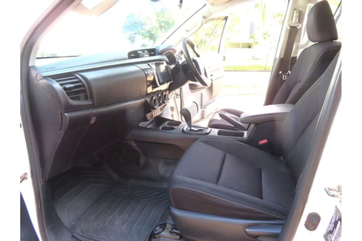 2019 Toyota Hilux SR GUN126R 4X4