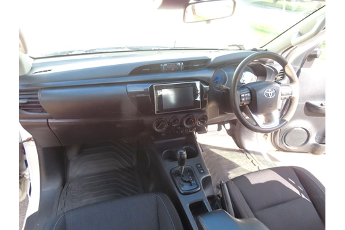 2019 Toyota Hilux SR GUN126R 4X4