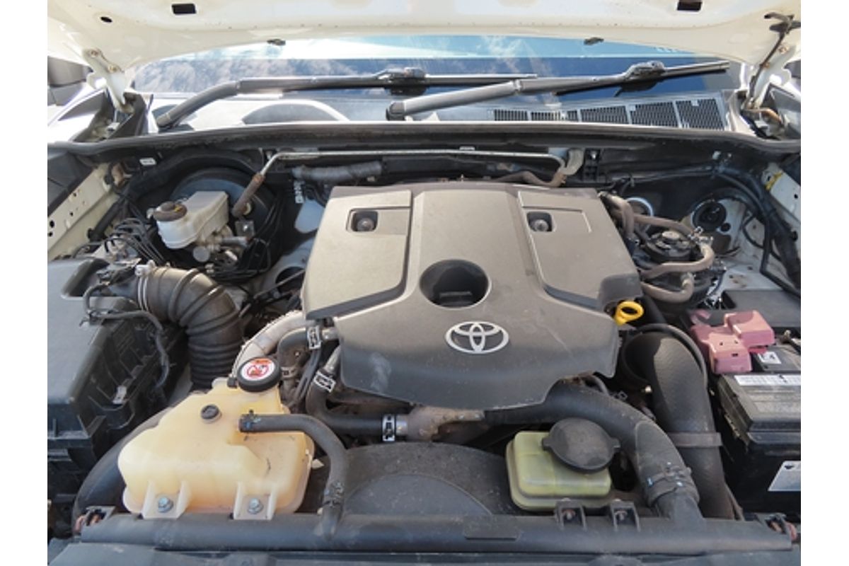 2019 Toyota Hilux SR GUN126R 4X4