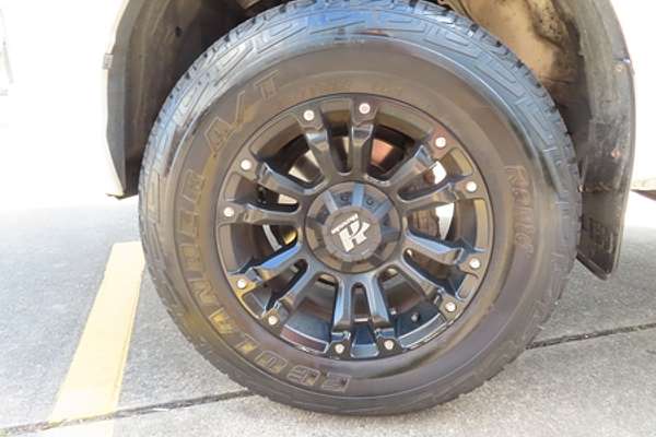 2019 Toyota Hilux SR GUN126R 4X4