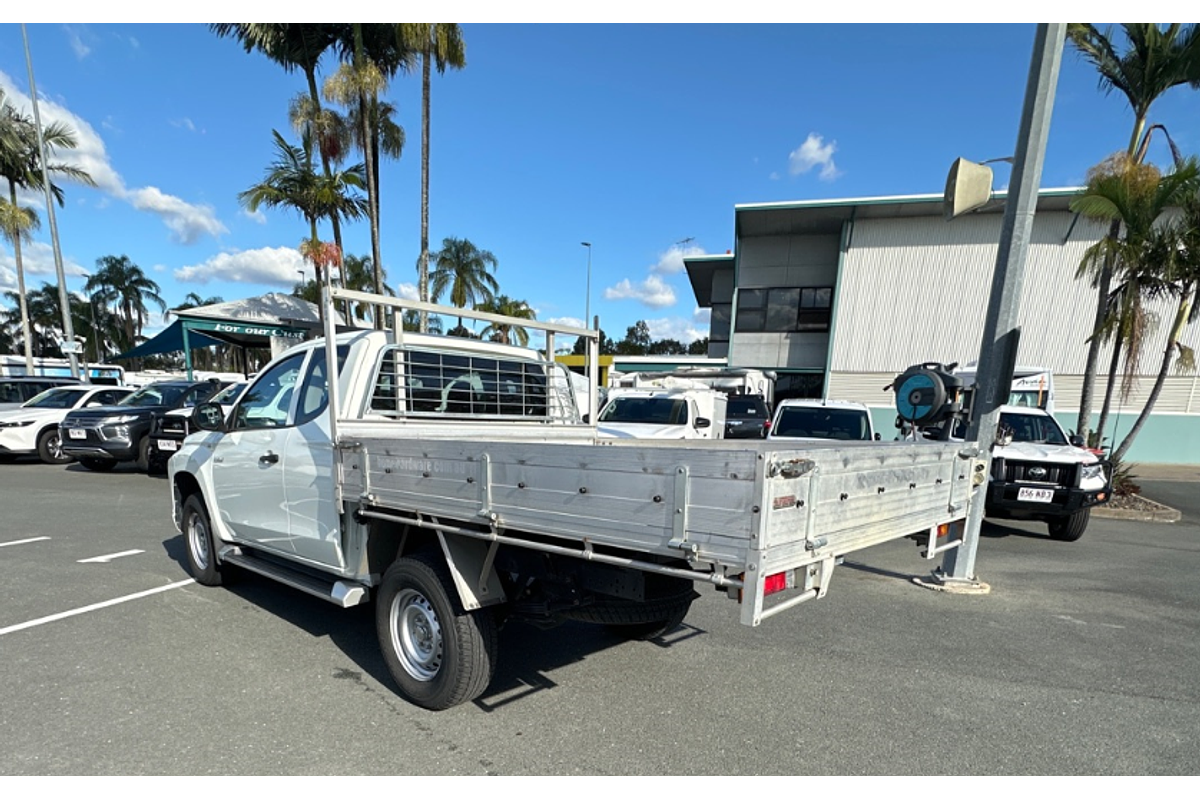 2021 Mitsubishi Triton GLX MR 4X4