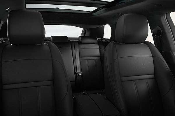 2025 Land Rover Range Rover Evoque P250 Dynamic SE L551