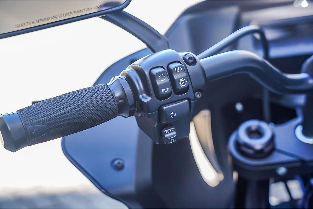 2024 Harley-Davidson Low Rider ST 117 (FXLRST) Softail
