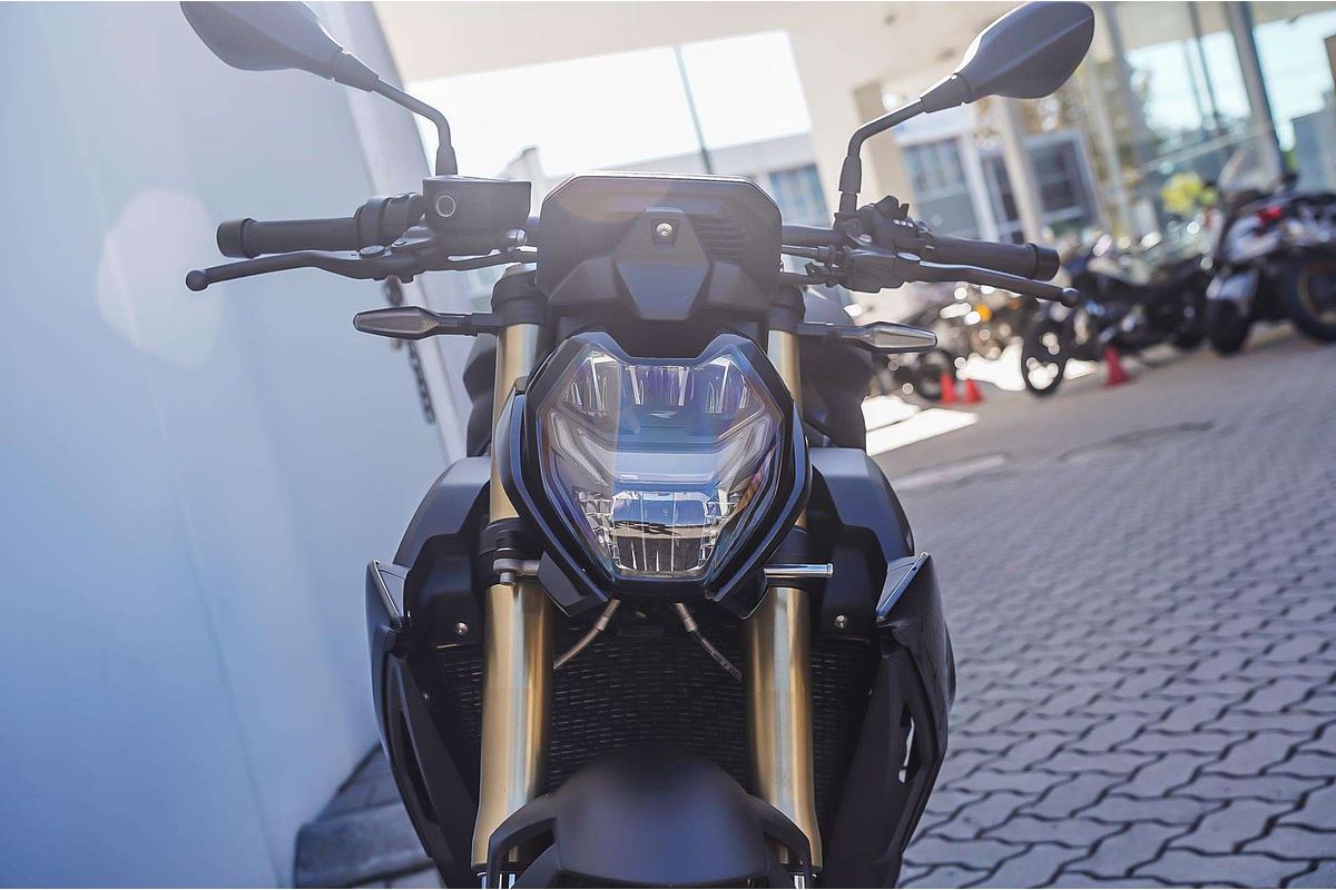 2023 BMW S 1000 R Sport S 1000