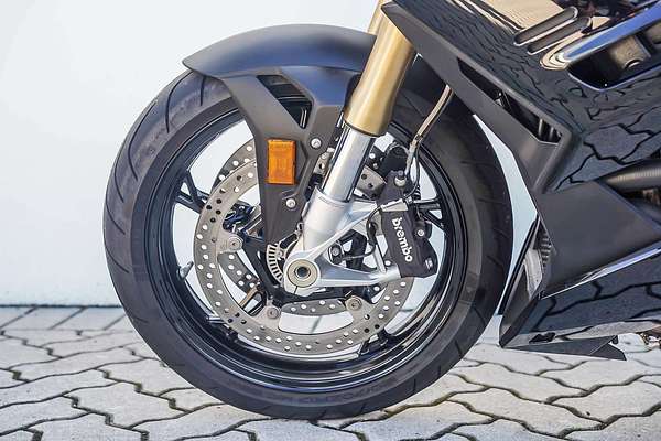 2023 BMW S 1000 R Sport S 1000
