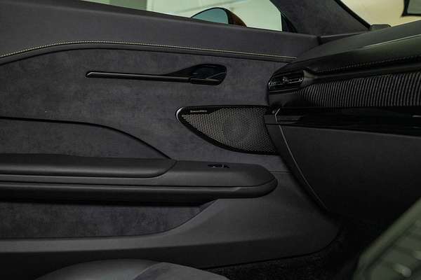 2024 Aston Martin Vantage