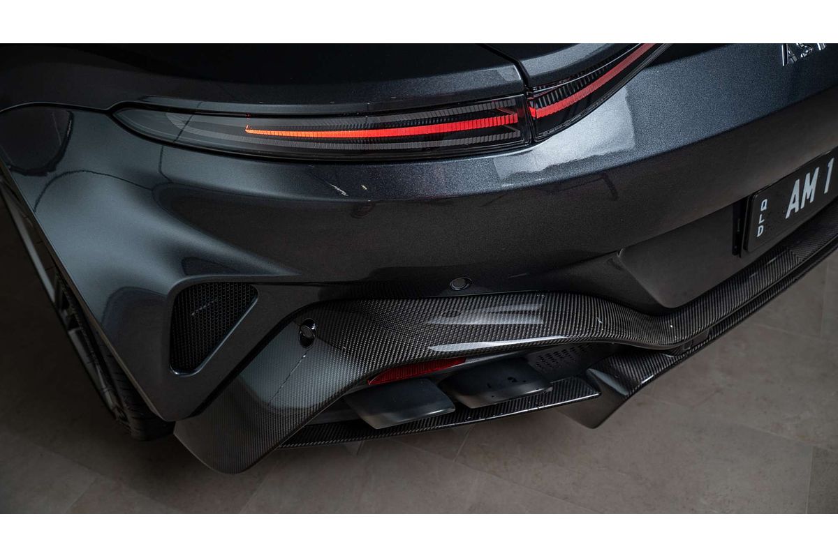 2024 Aston Martin Vantage