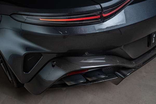 2024 Aston Martin Vantage