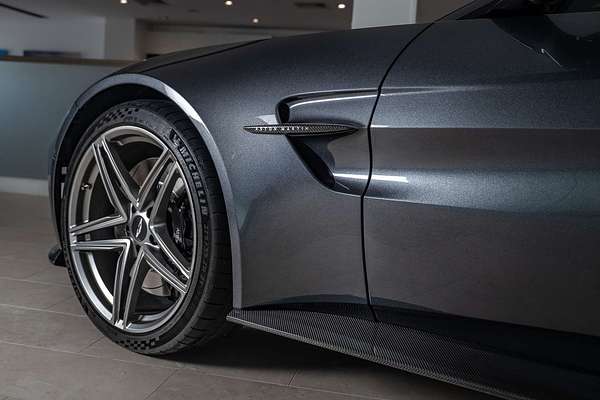 2024 Aston Martin Vantage