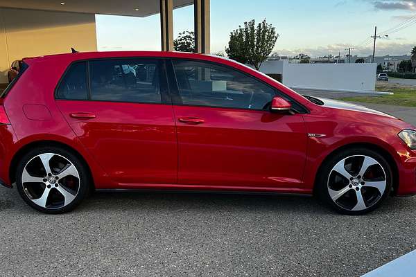 2017 Volkswagen Golf GTI 7