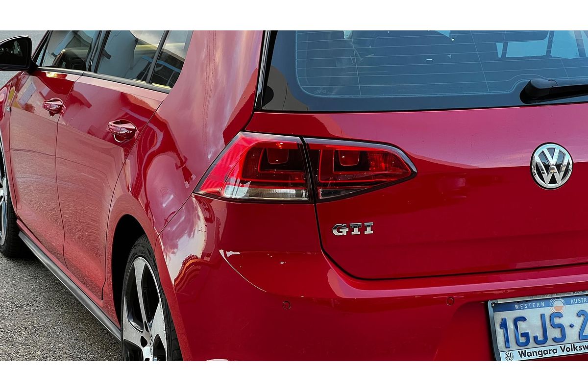2017 Volkswagen Golf GTI 7
