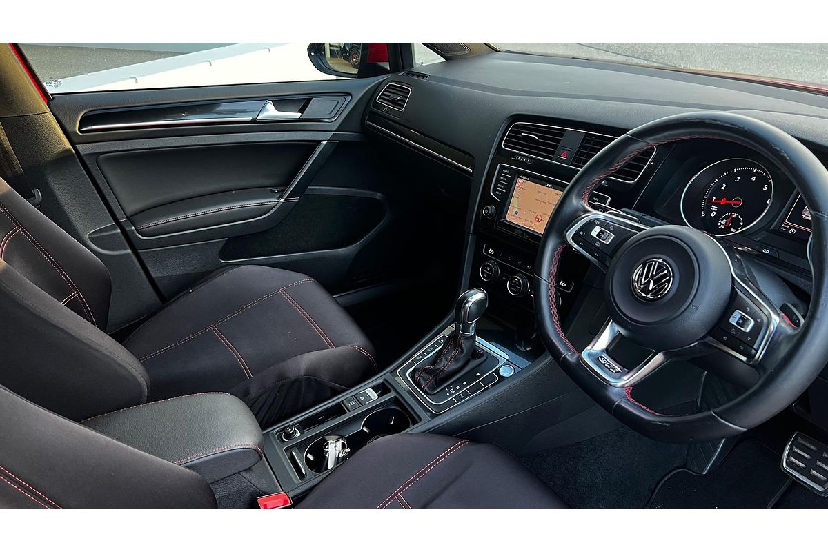 2017 Volkswagen Golf GTI 7