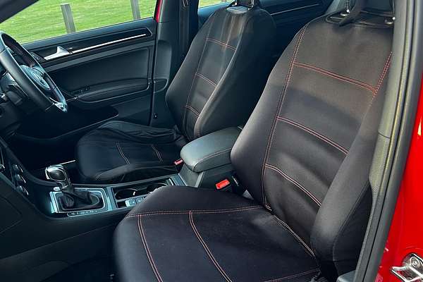 2017 Volkswagen Golf GTI 7