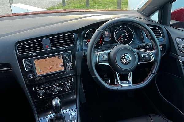2017 Volkswagen Golf GTI 7